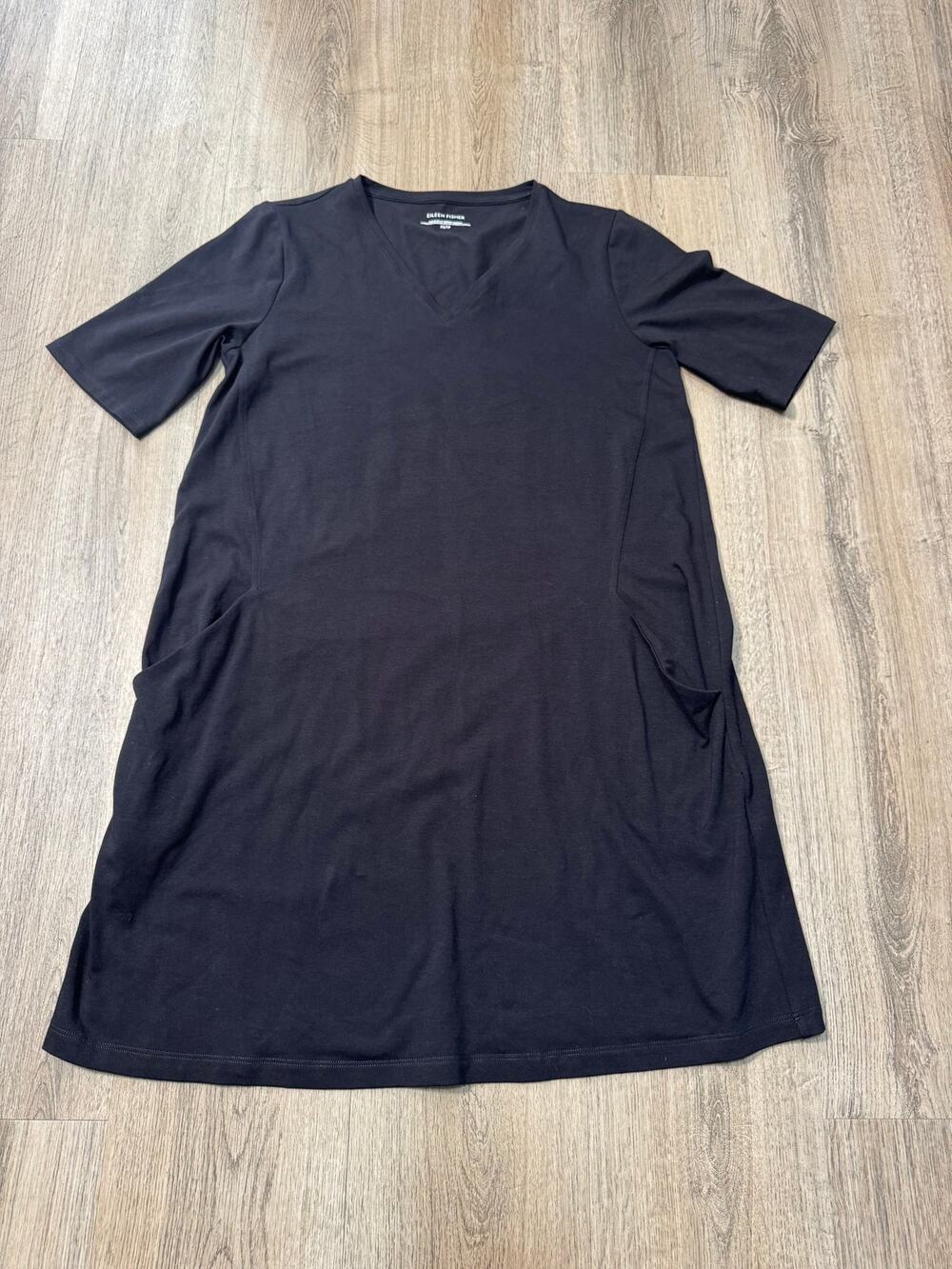 Eileen Fisher Women's Black Short-Sleeve V-Neck Shift Dress